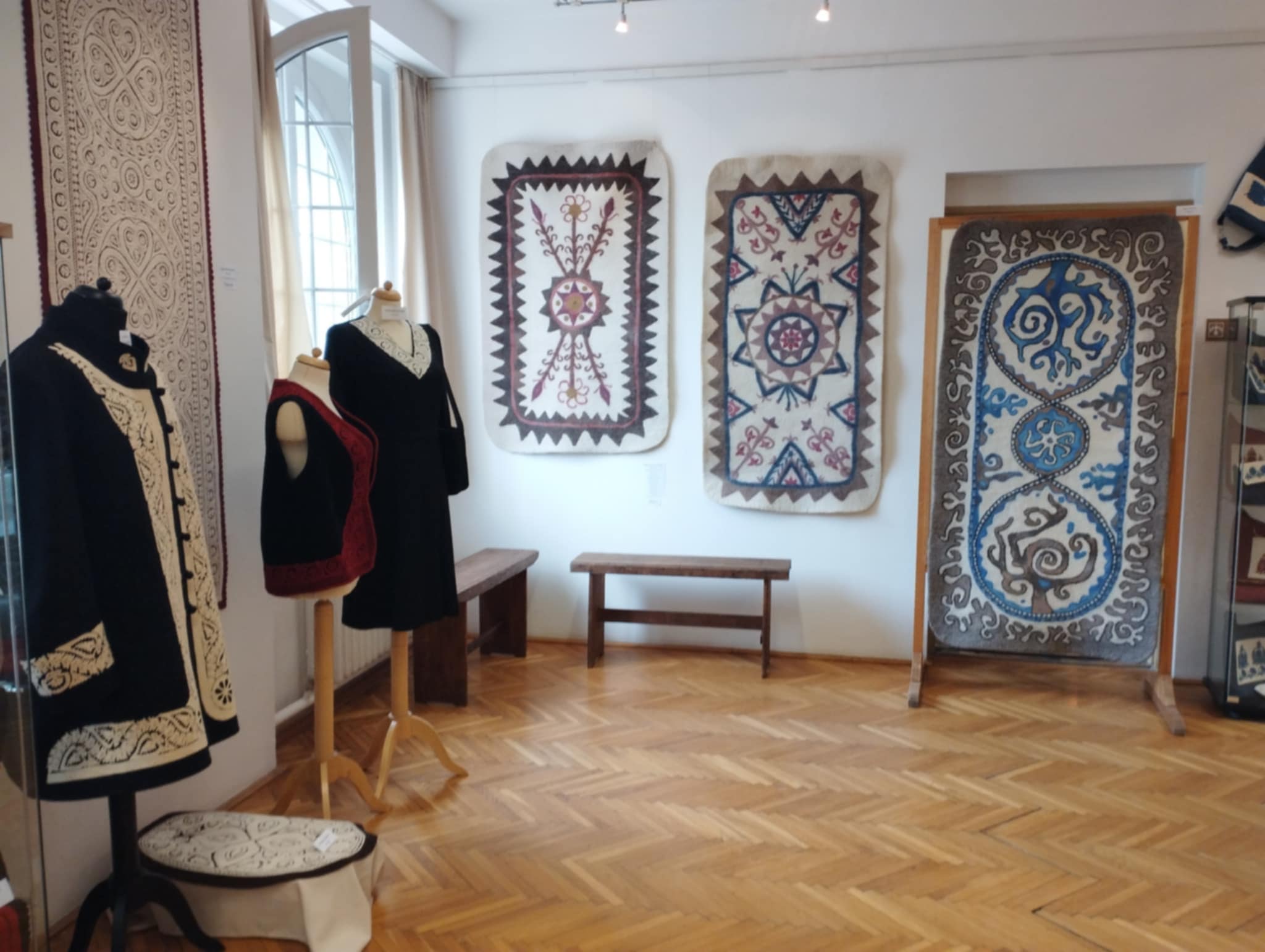 86b62ba9-75e3-4075-90ef-e6e41e8c4e16